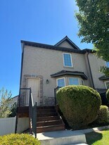 4534 Lake Springs Ln in Millcreek, UT - Building Photo