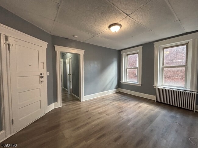 524 E Jersey St in Elizabeth, NJ - Building Photo - Building Photo