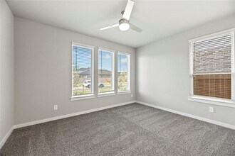 431 Yellow Dandelion Ln in Richmond, TX - Building Photo - Building Photo