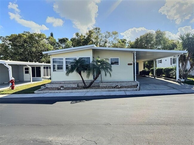 property at 29 Royal Palm Cir