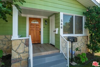 546 San Juan Ave in Los Angeles, CA - Building Photo - Building Photo