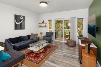 11869 NE 162nd Ln in Bothell, WA - Building Photo - Building Photo