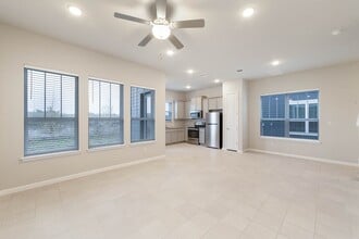 1015 Vista View Dr in Georgetown, TX - Building Photo - Building Photo