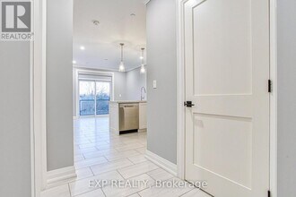 257 Millen Rd in Hamilton, ON - Building Photo - Building Photo