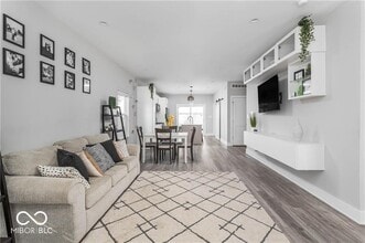 28 Central Greens Blvd in Indianapolis, IN - Building Photo - Building Photo