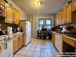 18 Glenville Ave, Unit 2 in Boston, MA - Building Photo - Building Photo