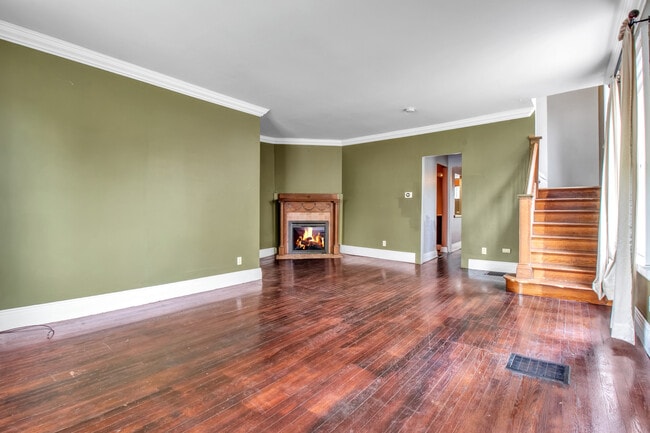 67 Crescent Ave, Unit 69 in Buffalo, NY - Foto de edificio - Building Photo