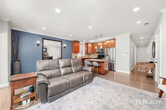1144 W Roscoe St in Chicago, IL - Building Photo - Building Photo
