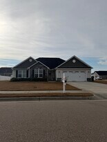 249 Copper Creek Dr in Winterville, NC - Building Photo