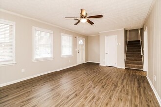 917 Chartley Dr SW in Lilburn, GA - Building Photo - Building Photo