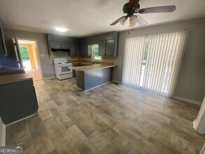 843 Carrollton Villa Rica Hwy in Villa Rica, GA - Building Photo - Building Photo