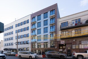 1652 E 14th St in Brooklyn, NY - Building Photo