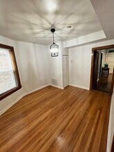 2440 N Harding Ave in Chicago, IL - Building Photo - Building Photo