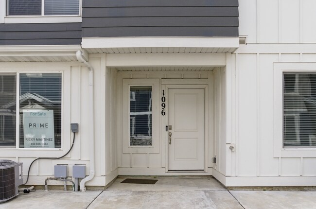 1096 Quarter Deck Wy in Saratoga Springs, UT - Building Photo - Building Photo