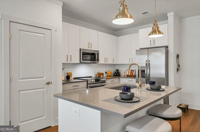 300 Prominence Point Pkwy in Canton, GA - Building Photo - Building Photo