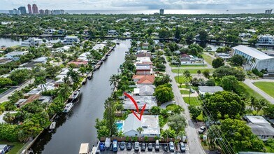 2019 NE 14th Ct in Fort Lauderdale, FL - Foto de edificio - Building Photo