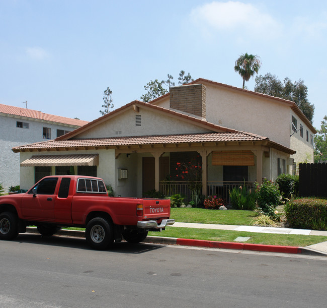 16082 Malaga Ln in Huntington Beach, CA - Building Photo - Building Photo