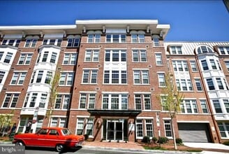 1451 Belmont St NW, Unit 202 in Washington, DC - Building Photo - Building Photo