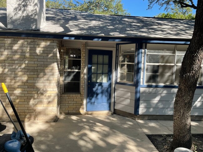 8310 Watchtower St in San Antonio, TX - Building Photo - Building Photo