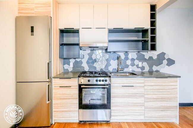 1157 Myrtle Ave-Unit -3C in Brooklyn, NY - Building Photo - Building Photo