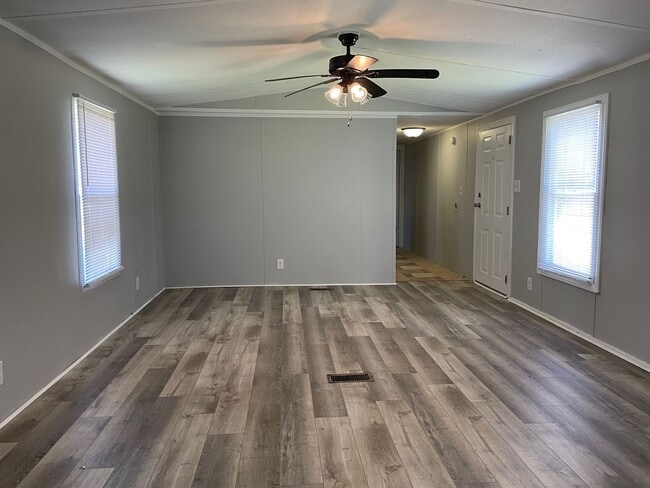 301 Star Ln in Sanford, NC - Building Photo - Building Photo