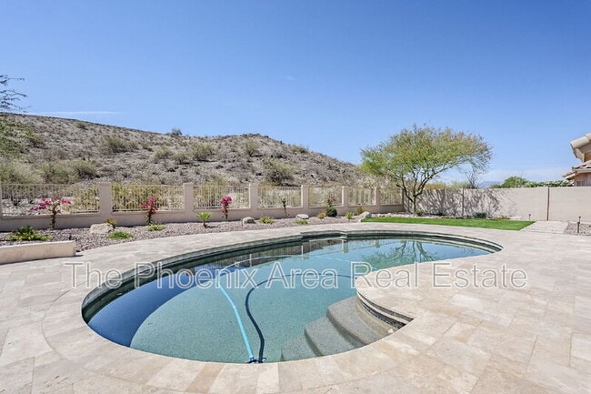 property at 1531 E Silverwood Dr