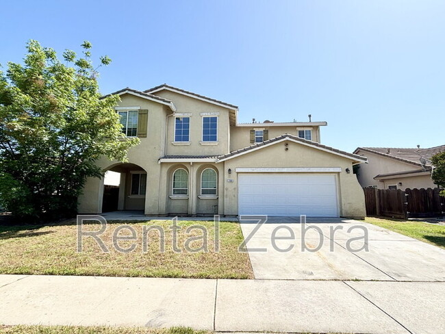 property at 3566 Santa Maria Ave