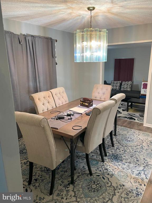 property at 669 N Henderson Rd