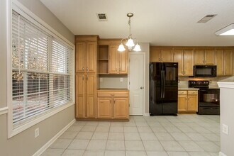 3028 Lincoln Log Way in Mcdonough, GA - Building Photo - Building Photo