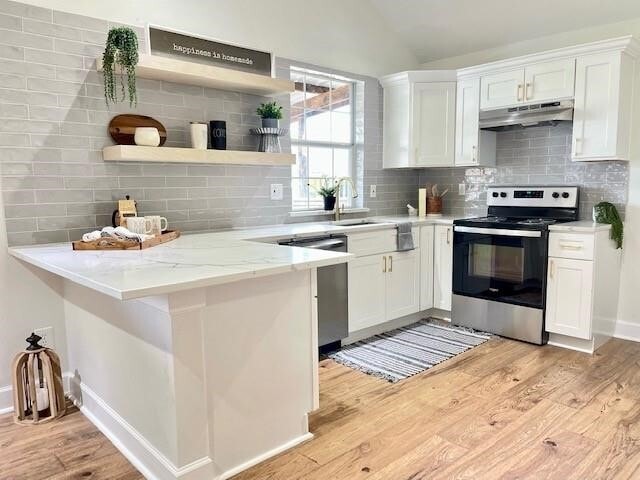 property at 426 N Holland St