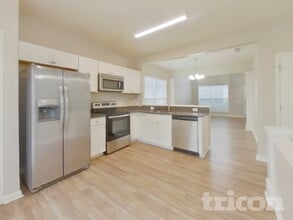 2521 Wingdale Dr in Charlotte, NC - Building Photo - Building Photo