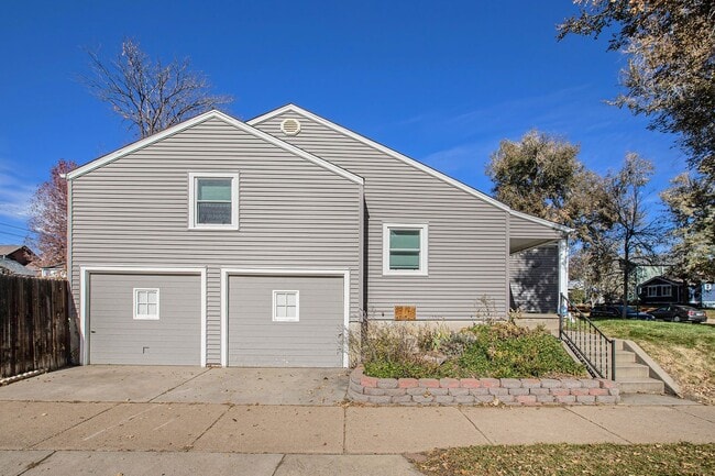 2299 S Corona St in Denver, CO - Building Photo - Building Photo