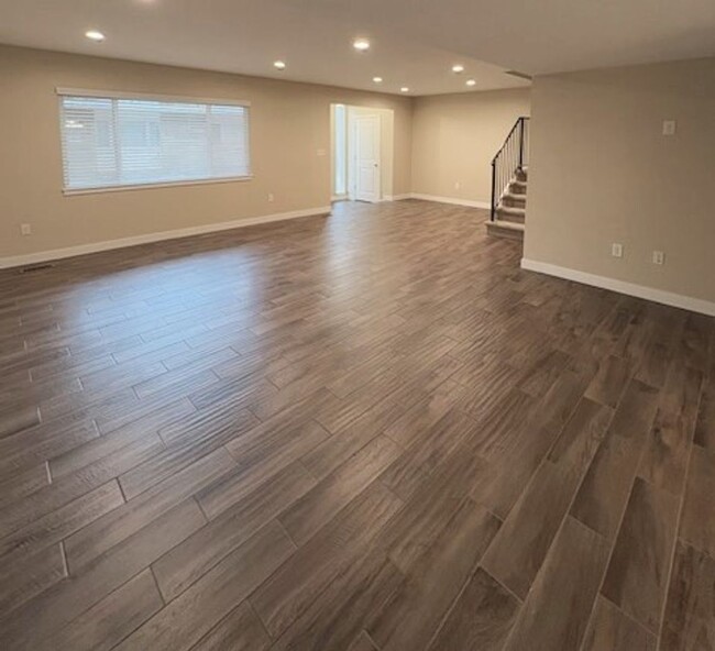 735 E 3 Fountains Cir in Murray, UT - Building Photo - Building Photo