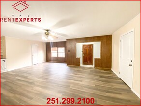 7206 Tangerine Ave in Mobile, AL - Building Photo - Building Photo