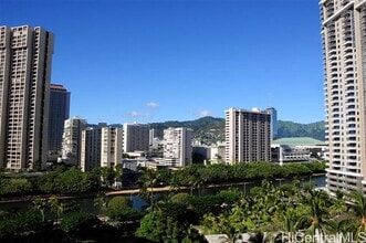 1690 Ala Moana Blvd in Honolulu, HI - Building Photo - Building Photo