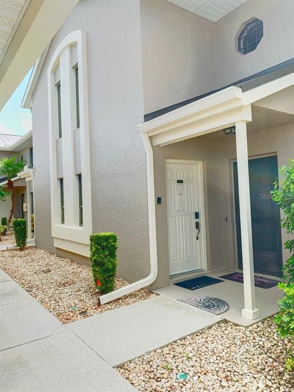 property at 1355 Saxony Cir