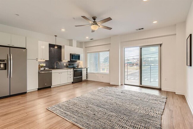 property at 4361 S Congress Ave
