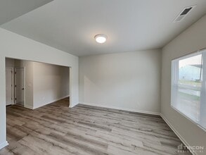 3765 Streamside Dr in Thomasville, NC - Building Photo - Building Photo
