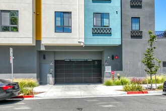 2527 San Pablo Ave in Berkeley, CA - Building Photo - Building Photo