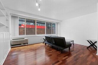 211 E Ohio St, Unit # 02619 in Chicago, IL - Building Photo - Building Photo