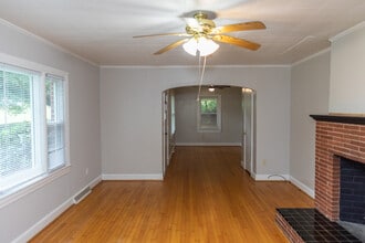 2200 US-70 in Morganton, NC - Building Photo - Building Photo