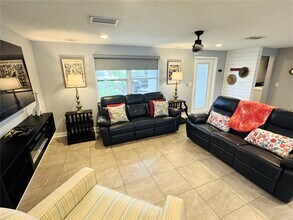 6841 Roxbury Dr in Sarasota, FL - Building Photo - Building Photo