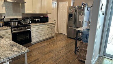 355 Heritage Estates Ln in DeLand, FL - Building Photo - Building Photo