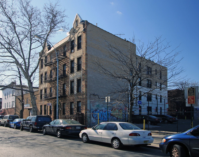 Title: National Title Insurance in Brooklyn, NY - Building Photo - Building Photo