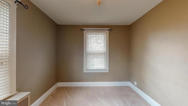 121 W Elm Ave in Baltimore, MD - Building Photo - Building Photo