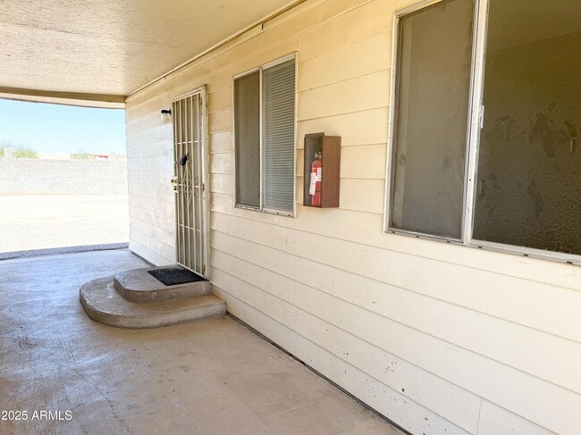 1211 W Apache Trail in Apache Junction, AZ - Building Photo - Building Photo