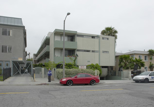 1830 N Kingsley Dr in Los Angeles, CA - Building Photo - Building Photo