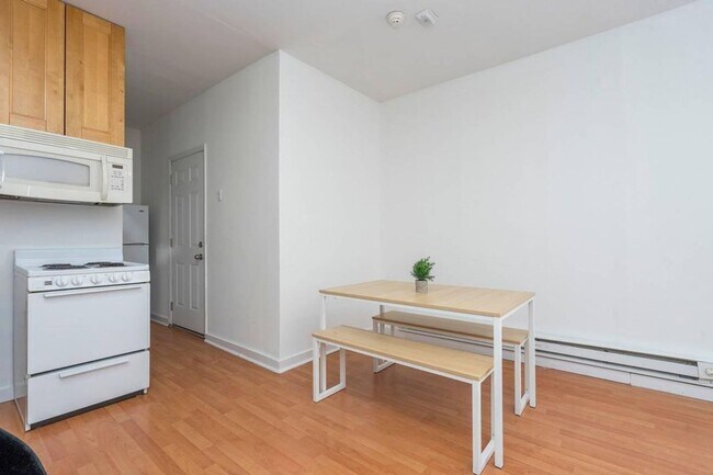 625 South St in Philadelphia, PA - Building Photo - Building Photo