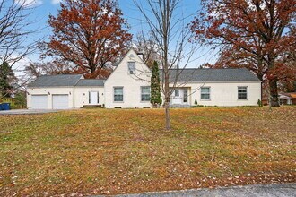 5 Van Crest Ln in Florissant, MO - Building Photo - Building Photo