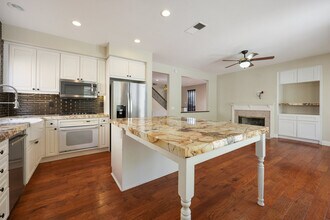 11920 Mil Pitrero Rd in San Diego, CA - Building Photo - Building Photo